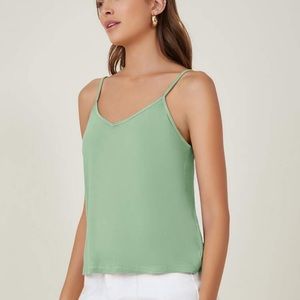 Solid Cami Top 🎀